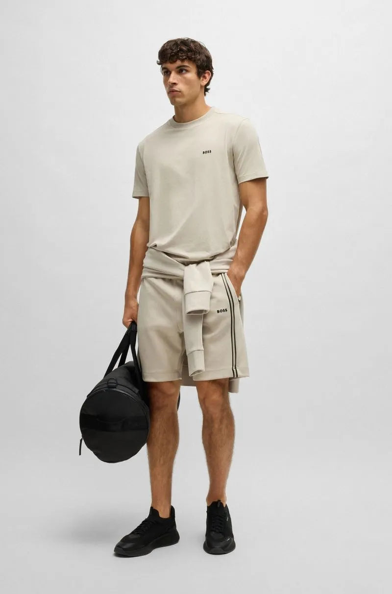 Camiseta Regular Em Algodão Elástico Com Logo Contrastante