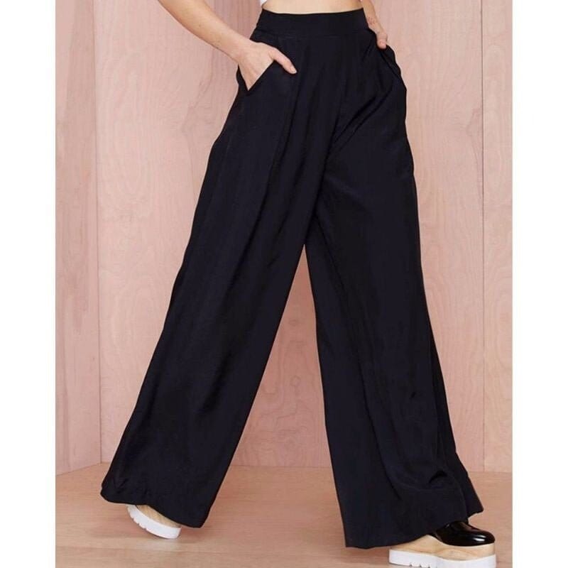 Calça Loose Preta