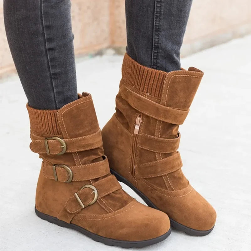 Bota Feminina Para Inverno com Fivela