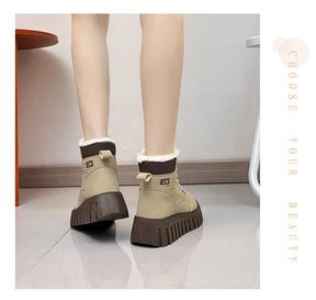 Bota de Inverno Feminina com Plataforma 2025