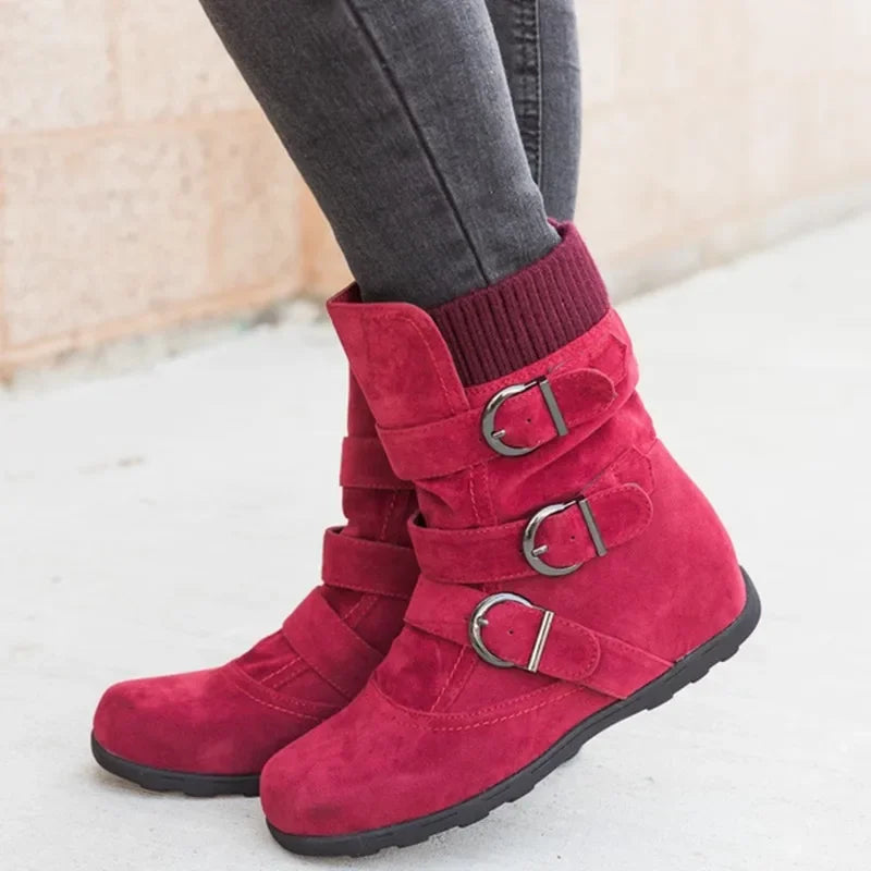 Bota Feminina Para Inverno com Fivela