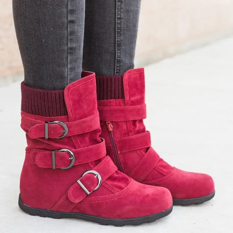 Bota Feminina Para Inverno com Fivela