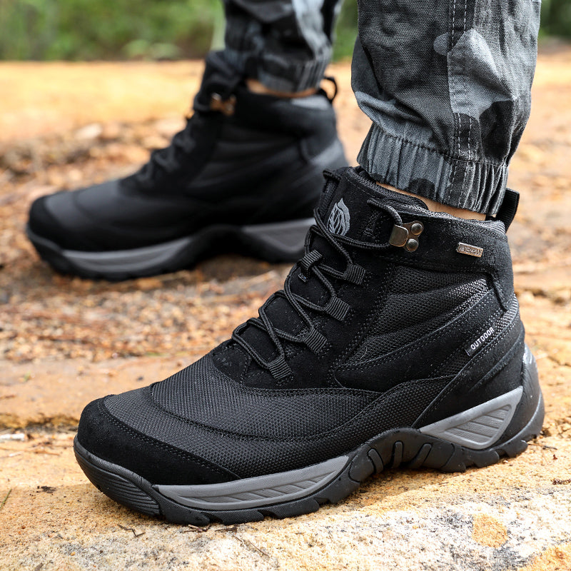 Bota Masculina Adventure Rover